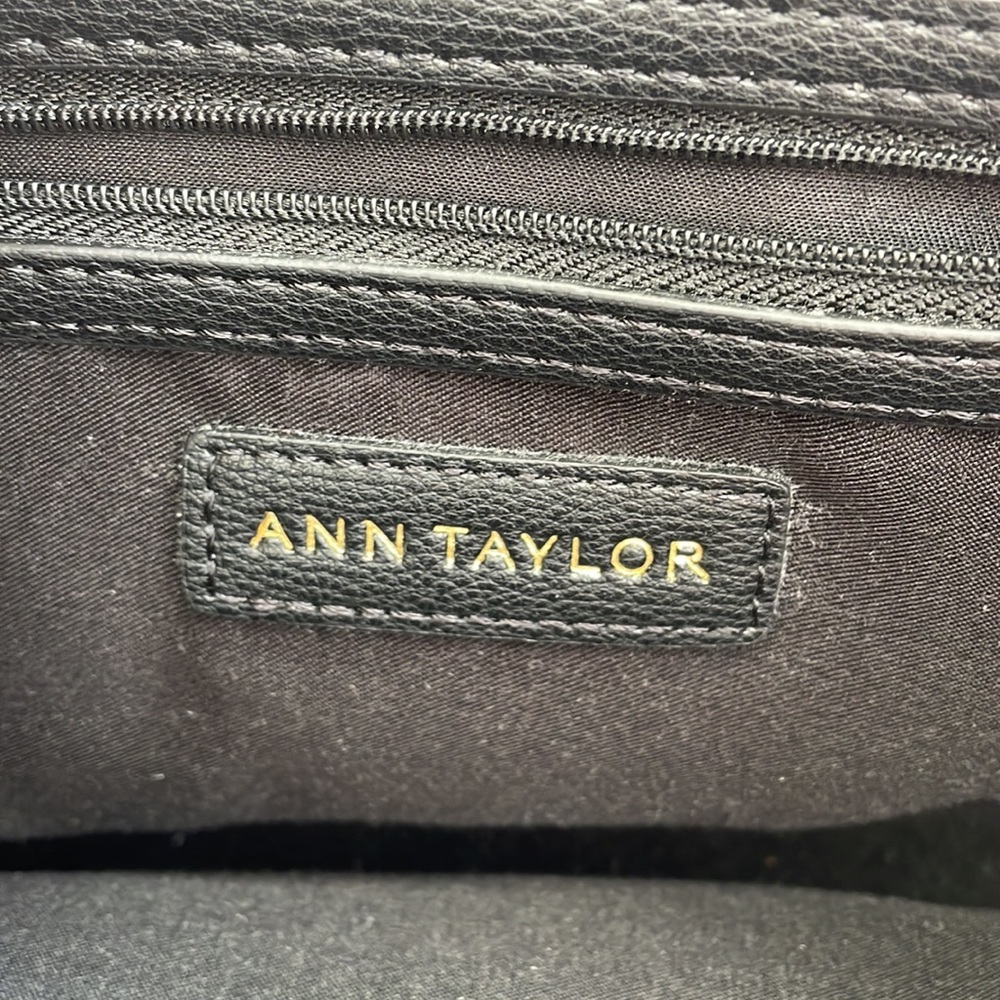 Ann Taylor Black Bag - Picture 6 of 9